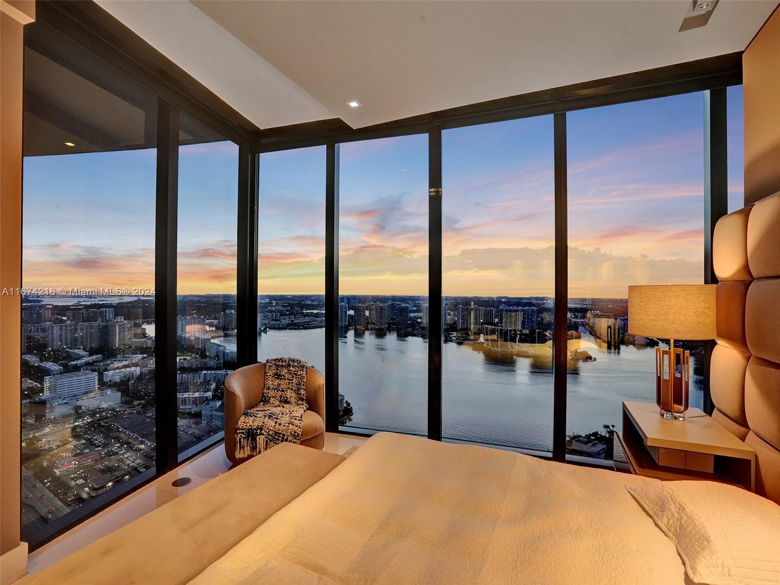 18555 COLLINS AVENUE COND - Residential