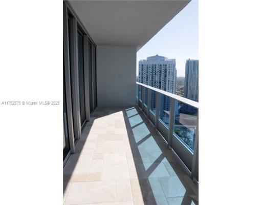 Rental Property at 200 Biscayne Boulevard Way 3611, Miami, Broward County, Florida - Bedrooms: 1 
Bathrooms: 2  - $3,800 MO.