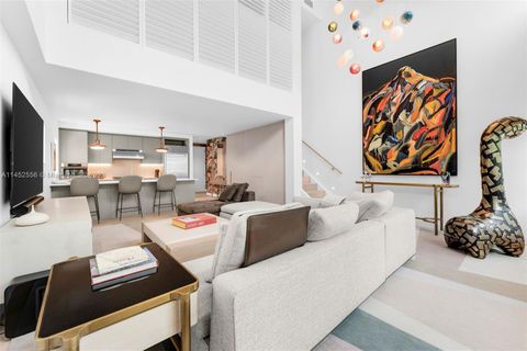 125 Ocean Dr F0205 Miami Beach FL 33139