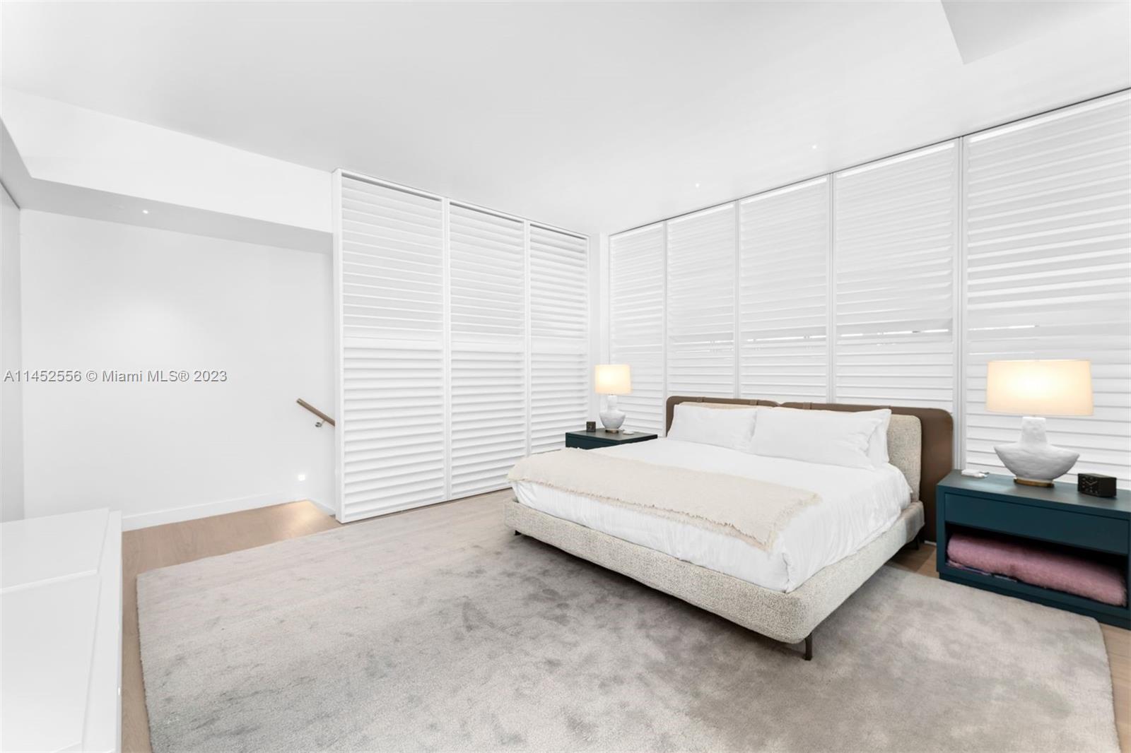 OCEAN HOUSE CONDO - Residential