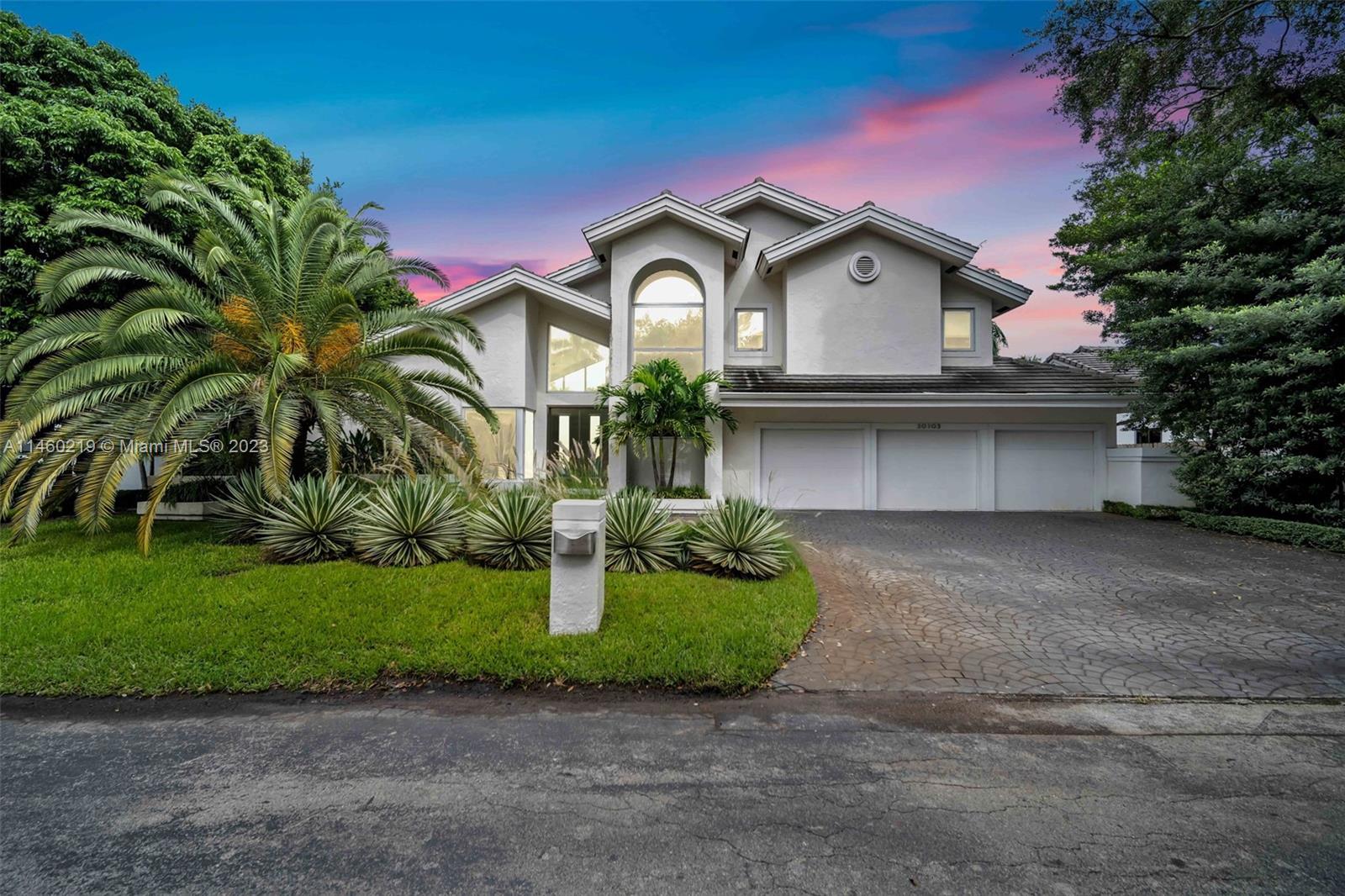 OAK HAMMOCK ESTATES - Residential