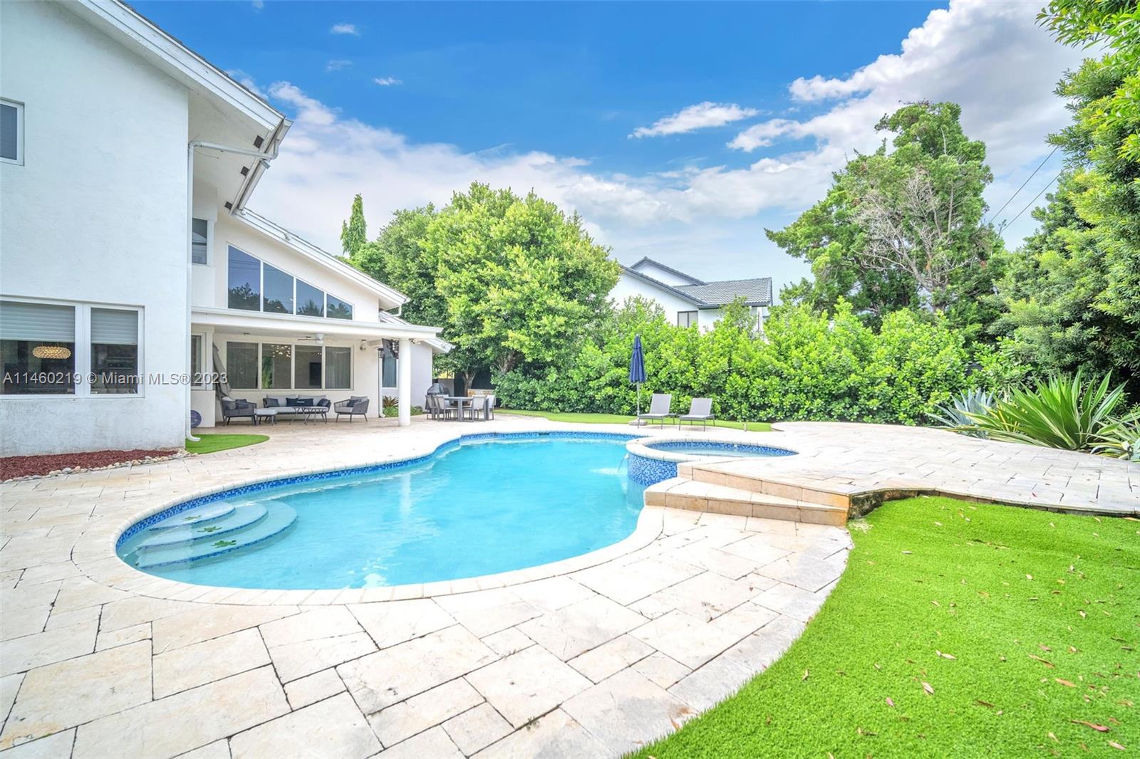 OAK HAMMOCK ESTATES - Residential