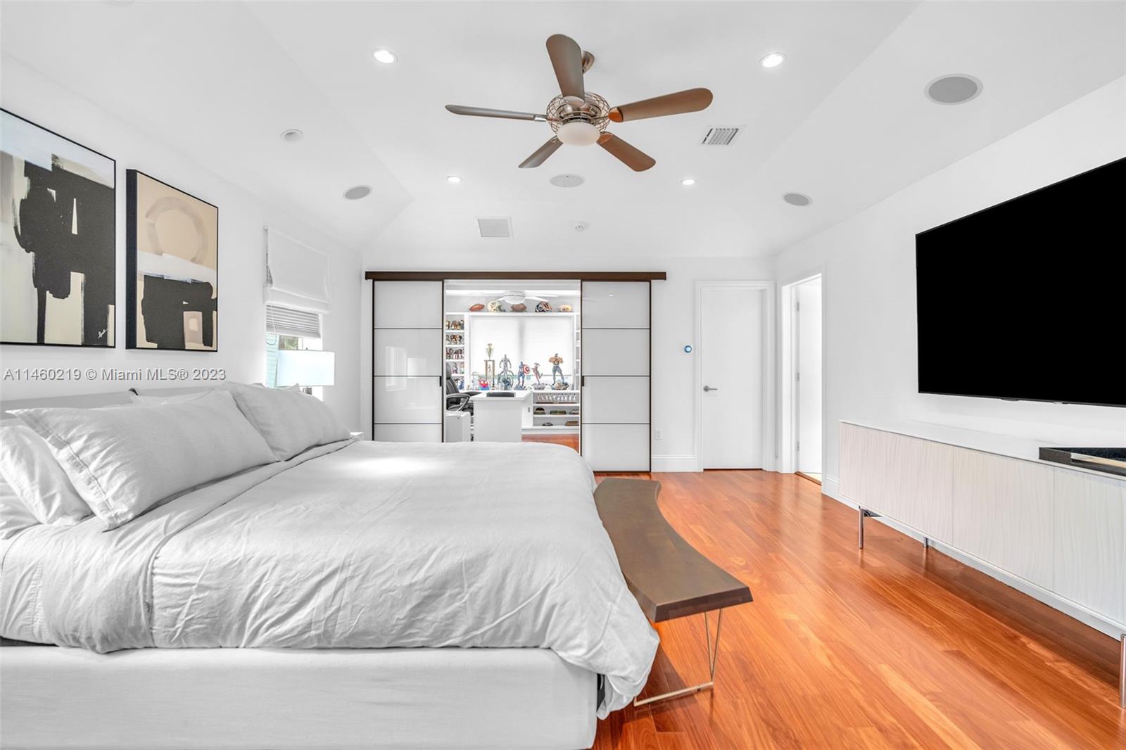 OAK HAMMOCK ESTATES - Residential