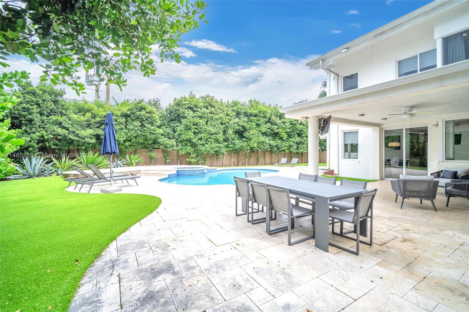 OAK HAMMOCK ESTATES - Residential