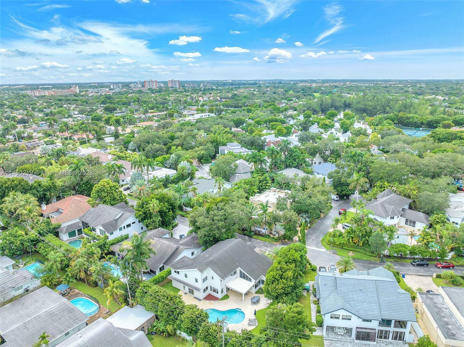 OAK HAMMOCK ESTATES - Residential