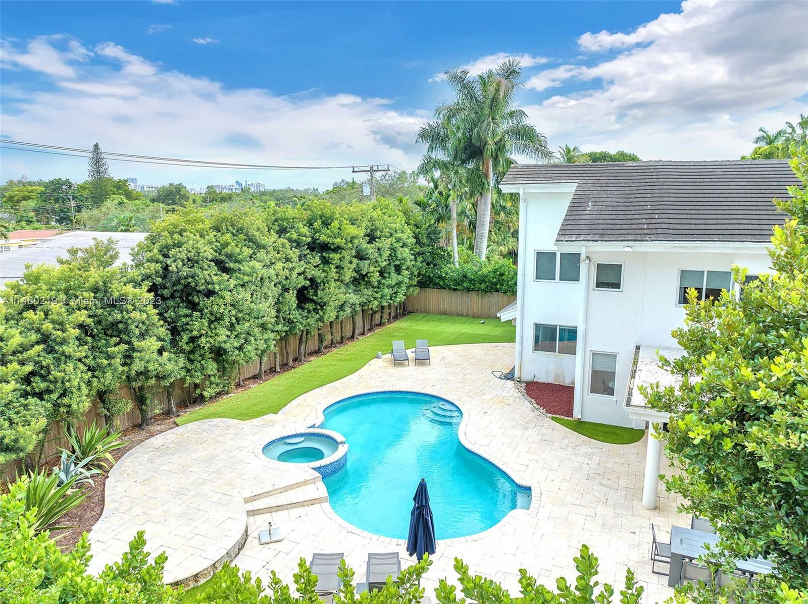 OAK HAMMOCK ESTATES - Residential