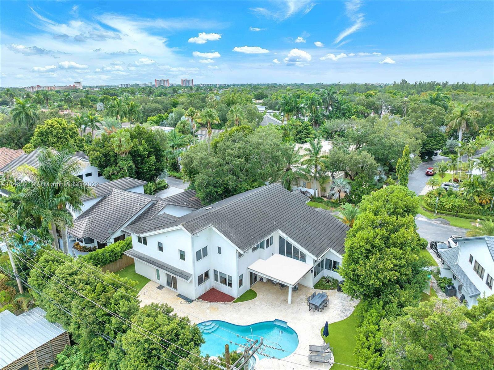 OAK HAMMOCK ESTATES - Residential