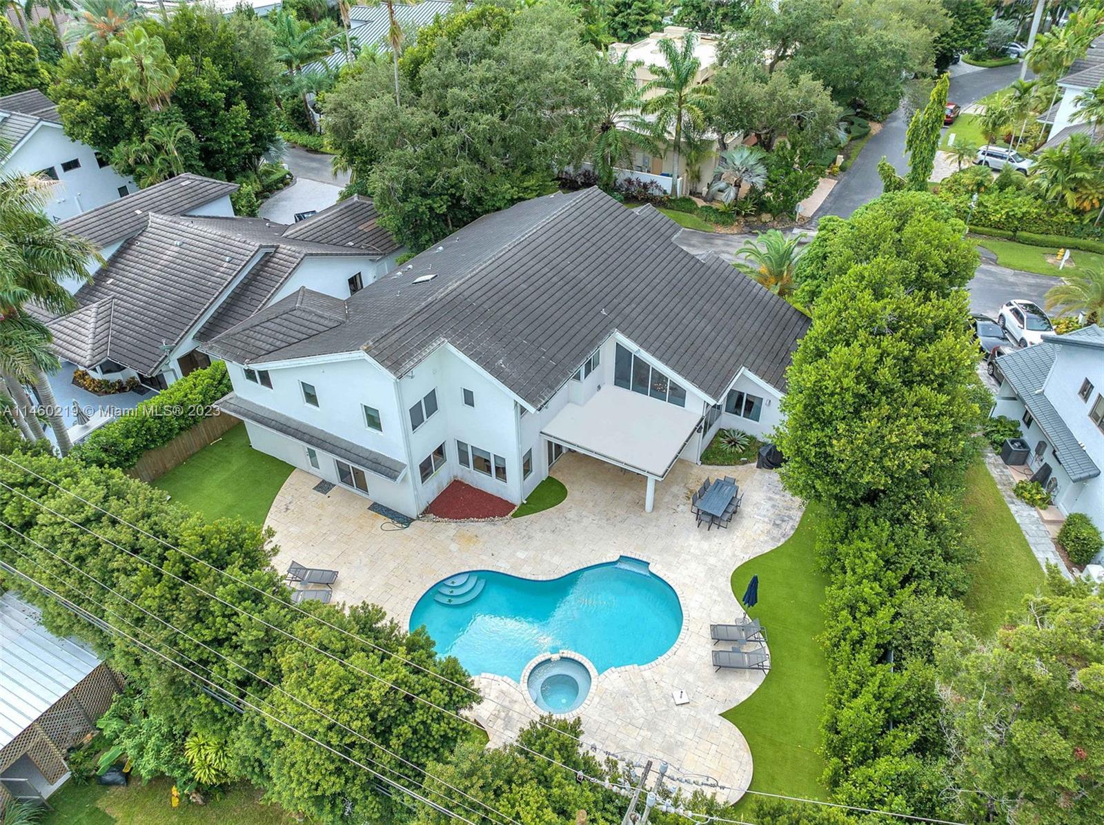 OAK HAMMOCK ESTATES - Residential