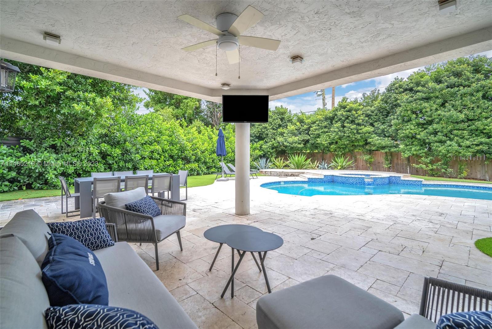 OAK HAMMOCK ESTATES - Residential