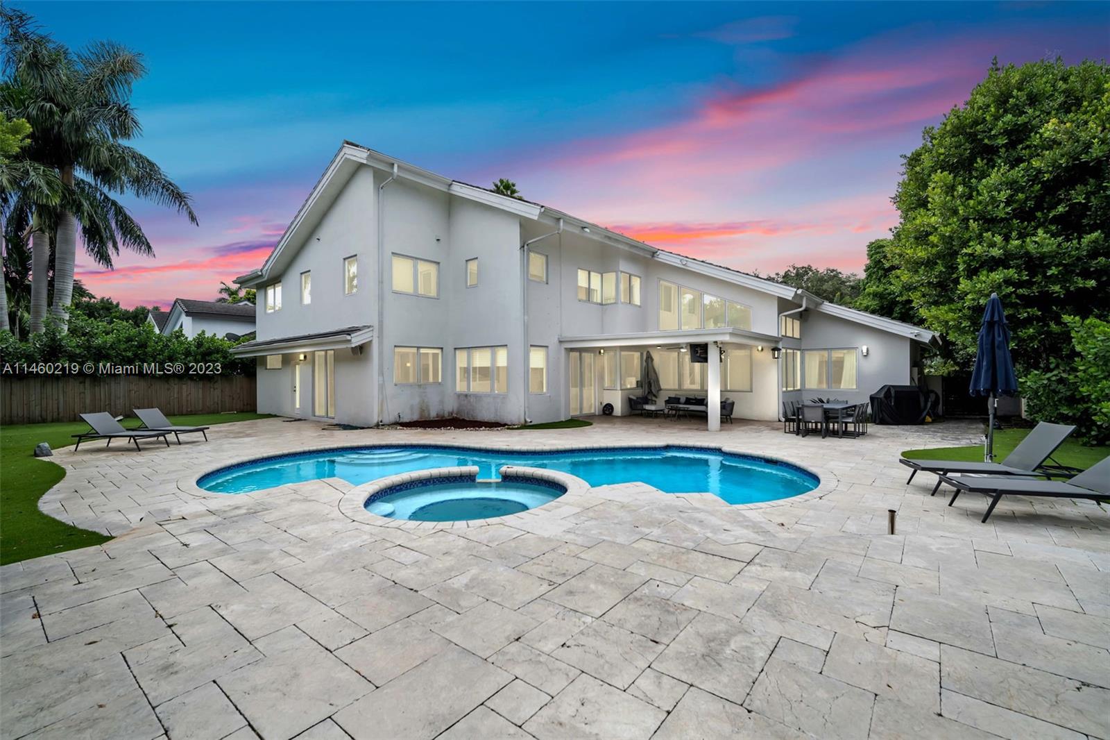 OAK HAMMOCK ESTATES - Residential