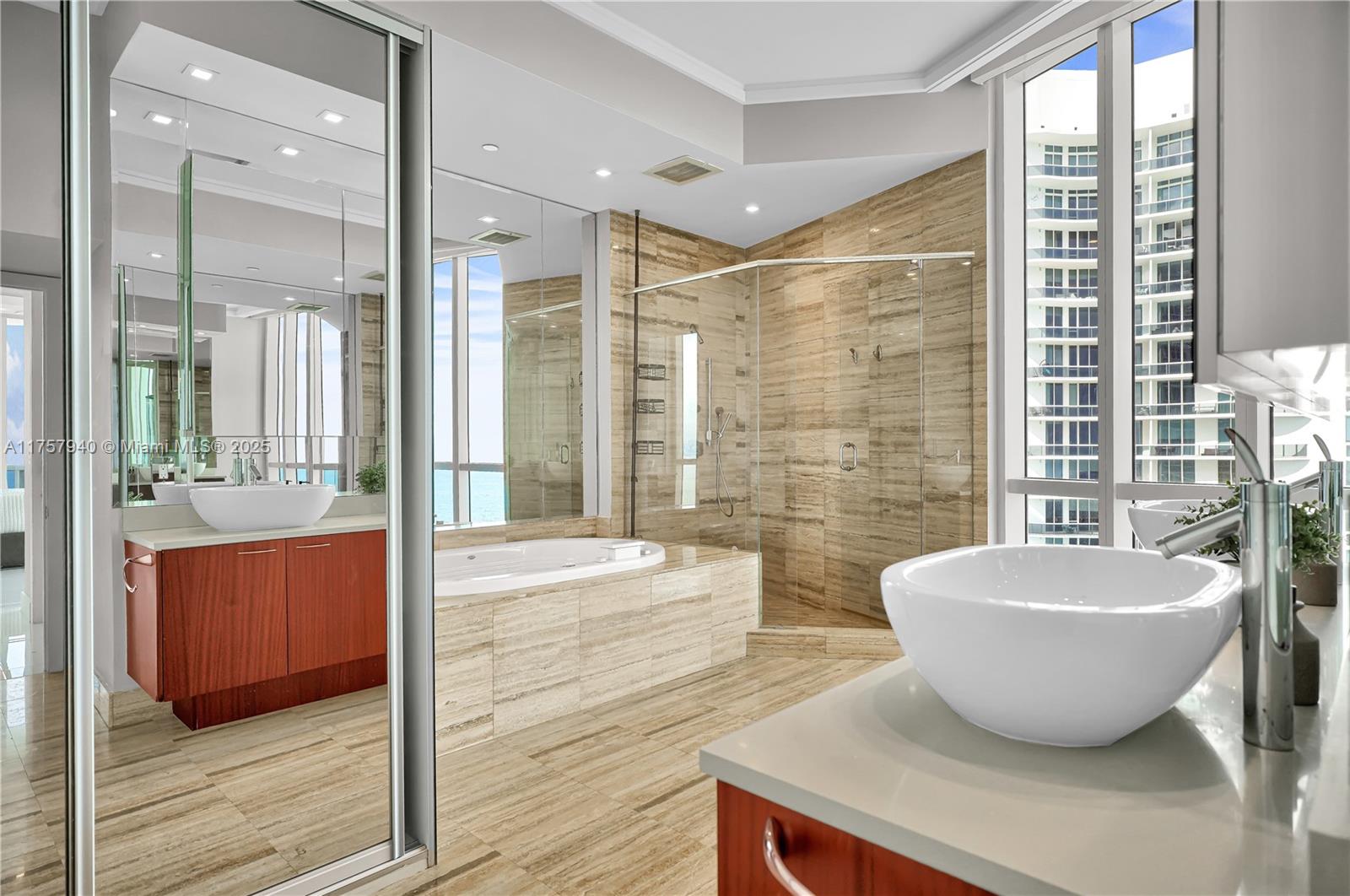 TDR TOWER III CONDO - Residential