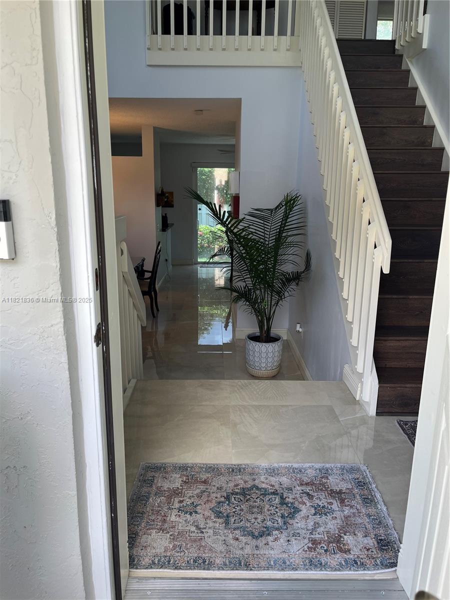 470 NW 102nd Ter