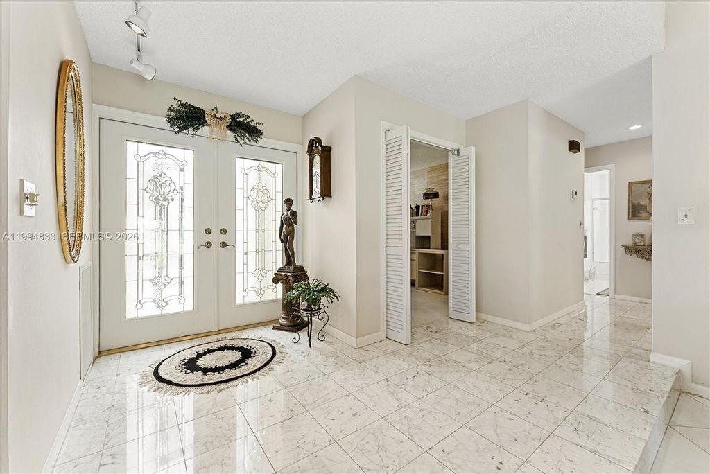 Photo of 5669 Pinecrest Cir, Boca Raton, FL 33433 (MLS # A11994833)