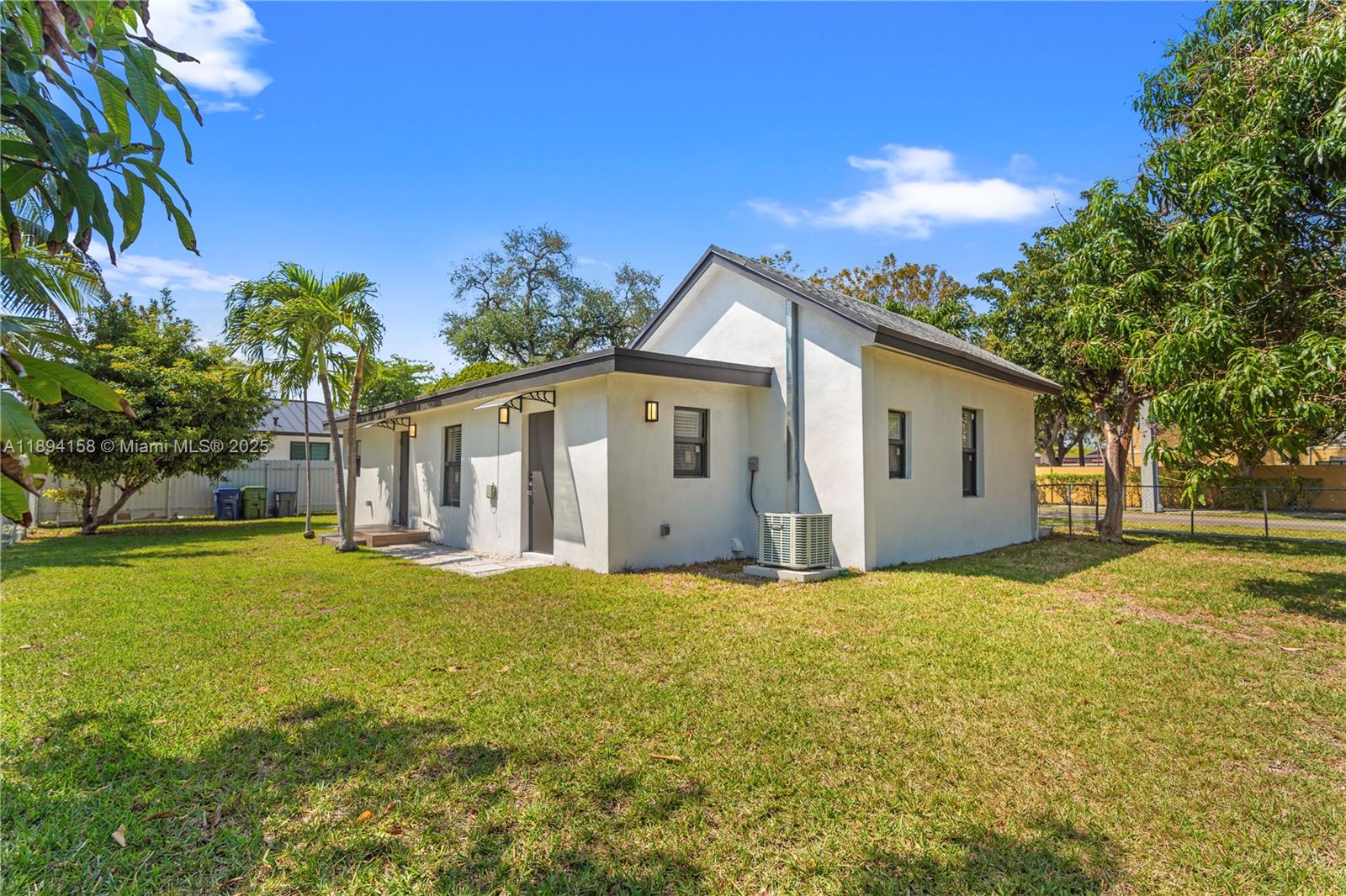GLENDALE LAWNS REV PLAT - Residential Lease