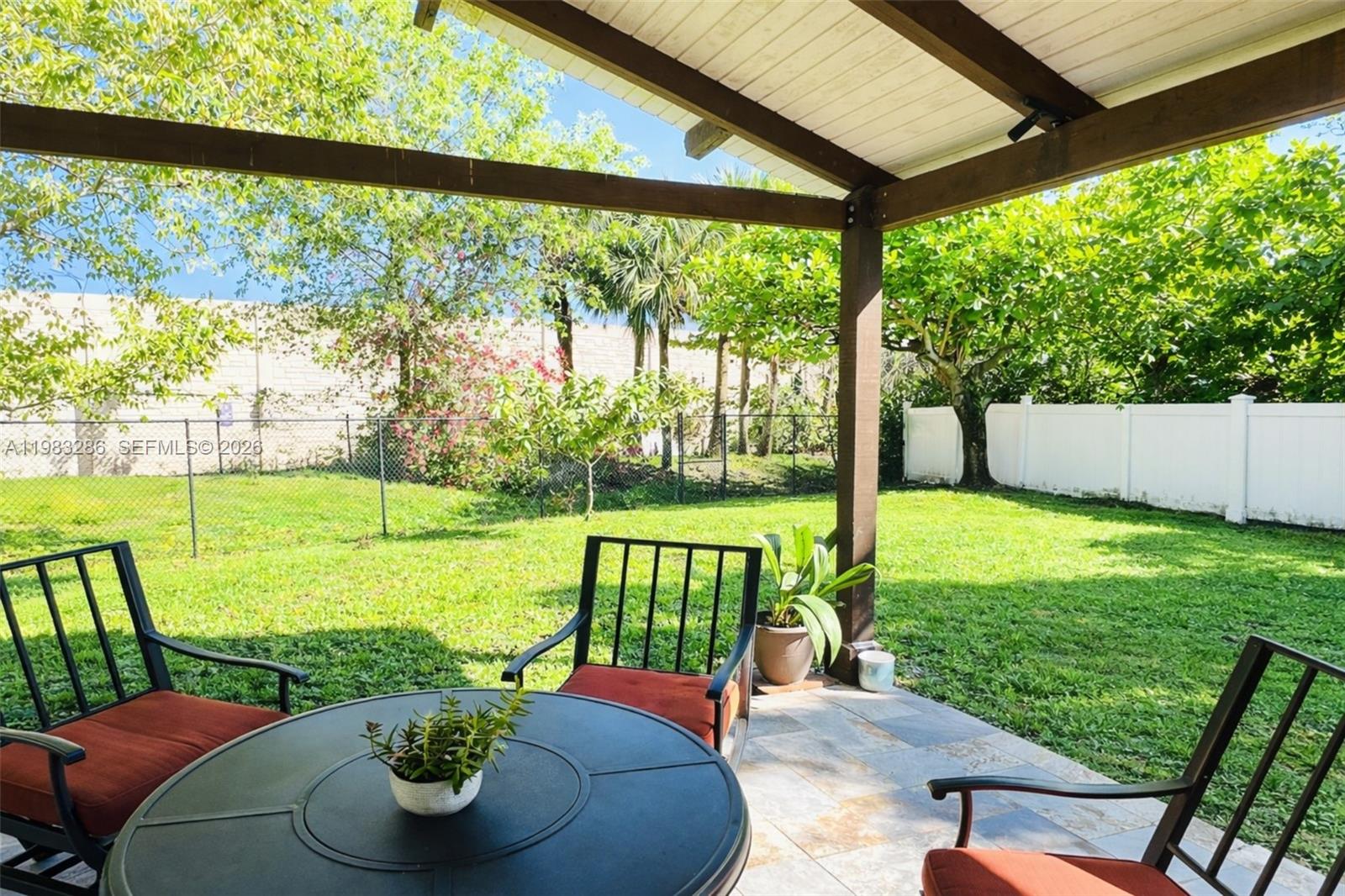 SILVER FALLS - Residential