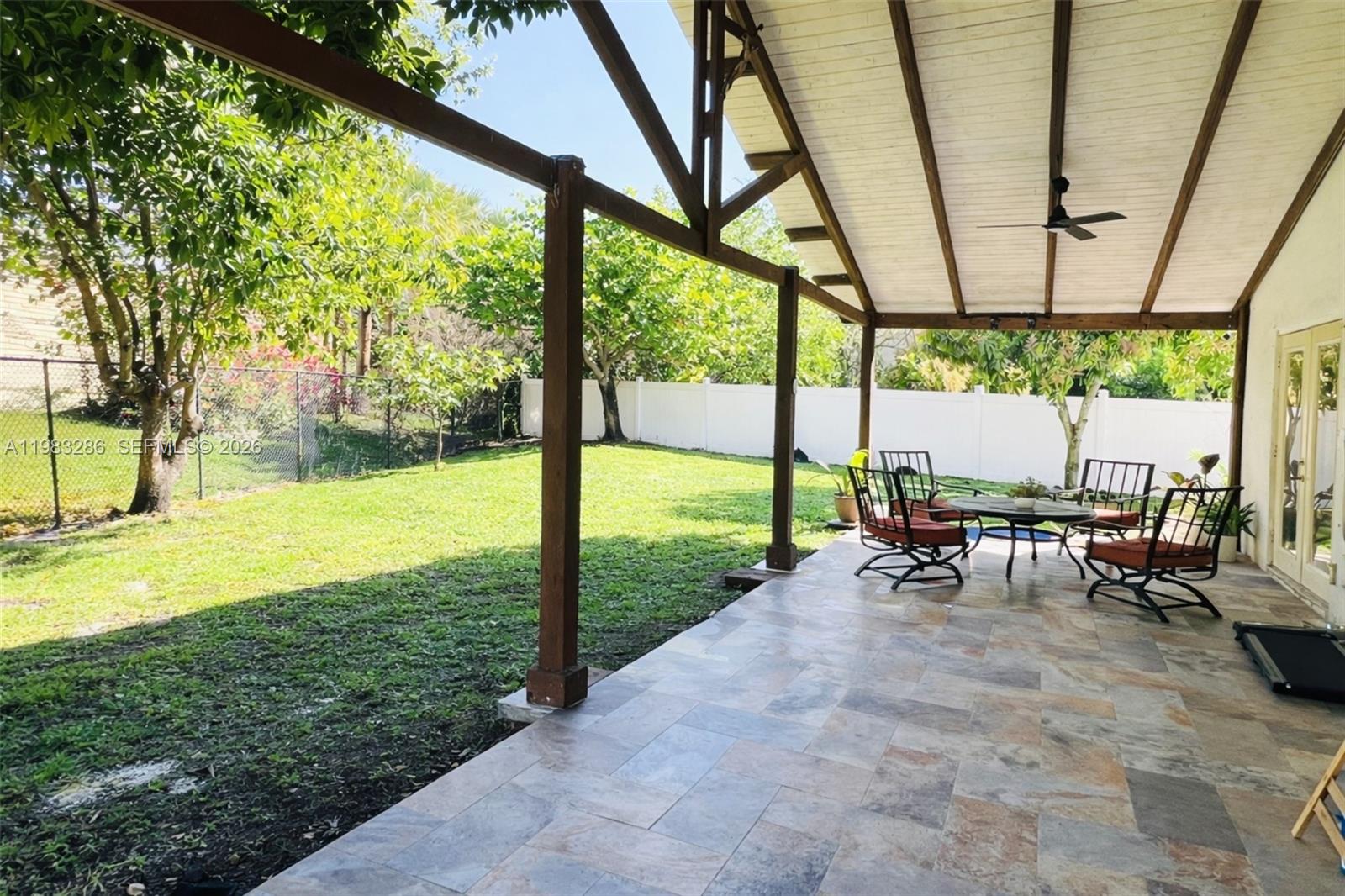 SILVER FALLS - Residential