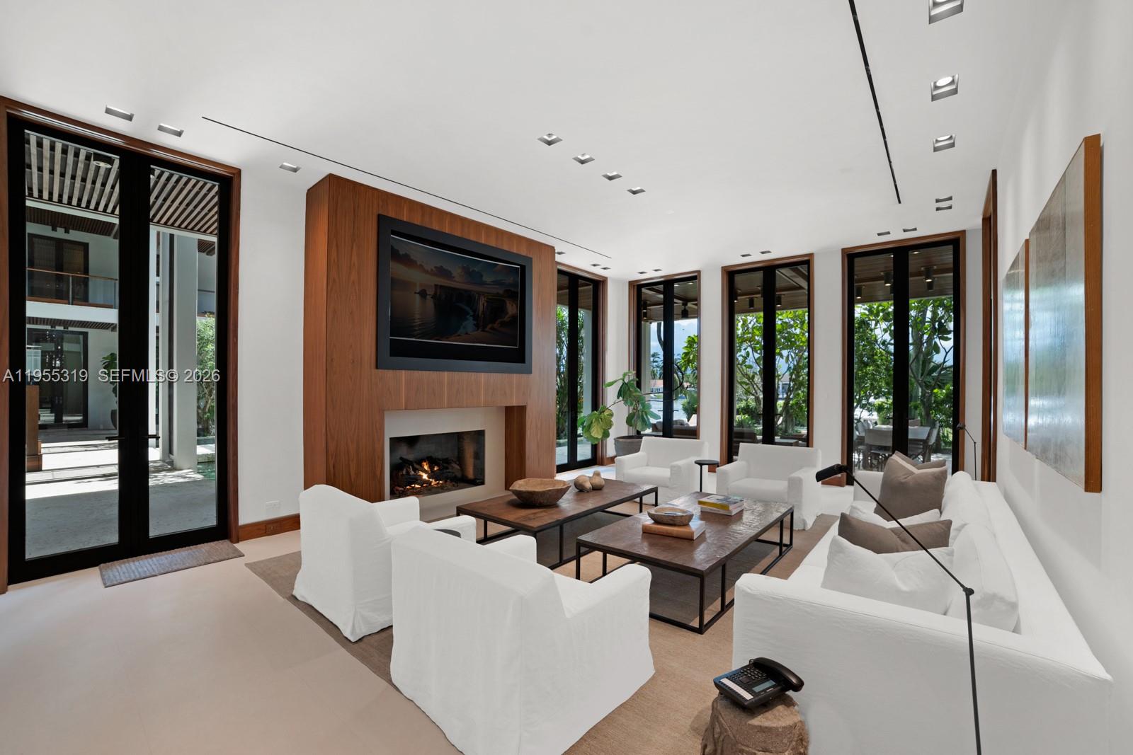 GABLES ESTATES NO 3 - Residential