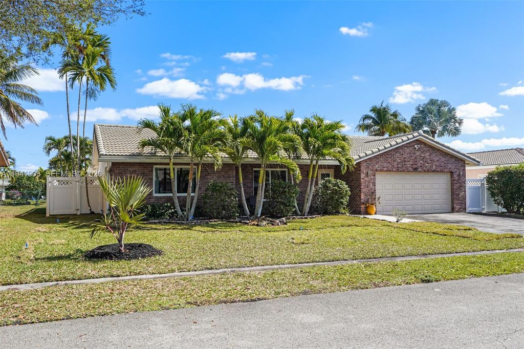 Photo of 3701 NW 114th Ave, Coral Springs, FL 33065 (MLS # A11941903)