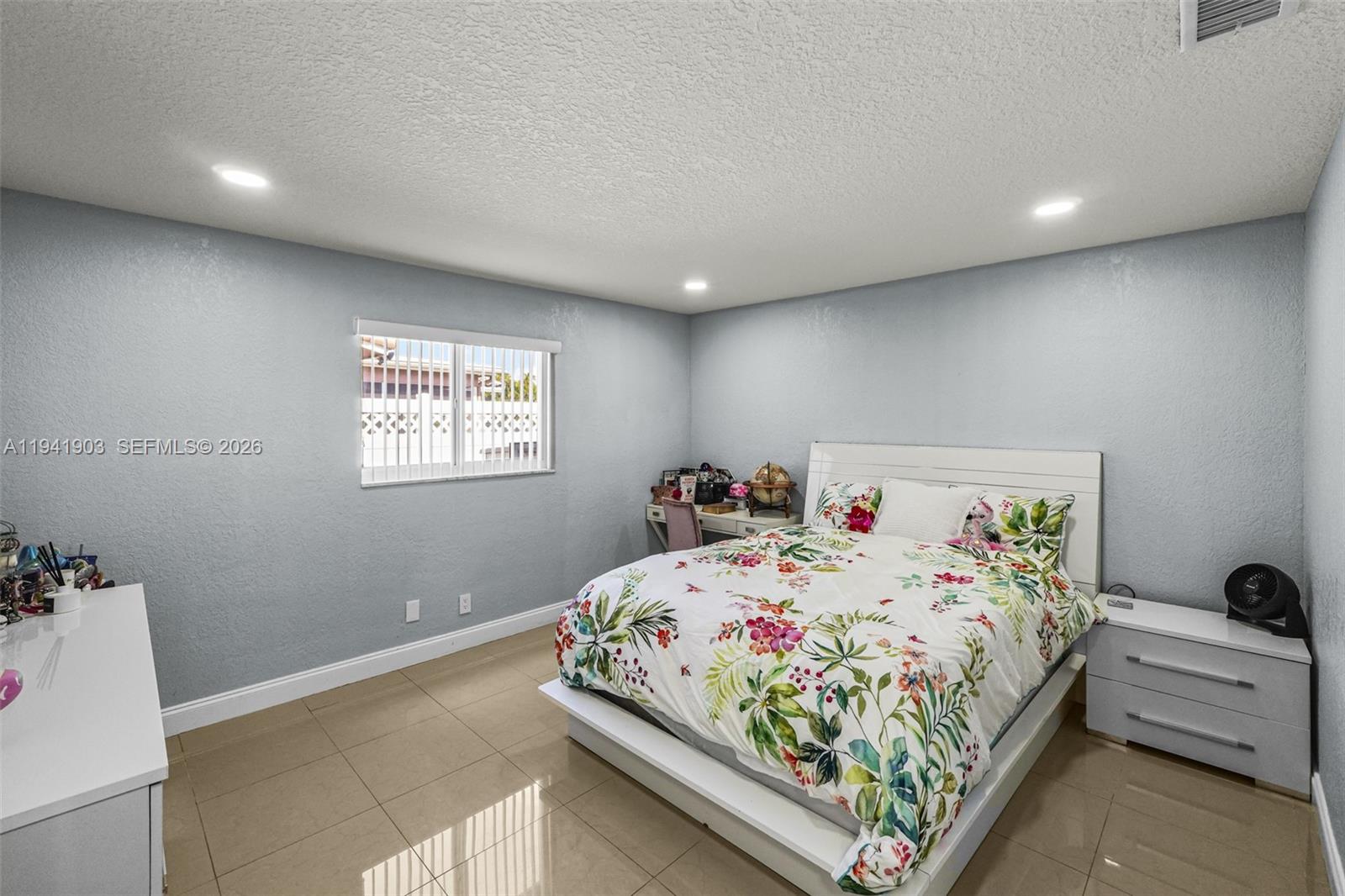 CASTLEWOOD - Residential