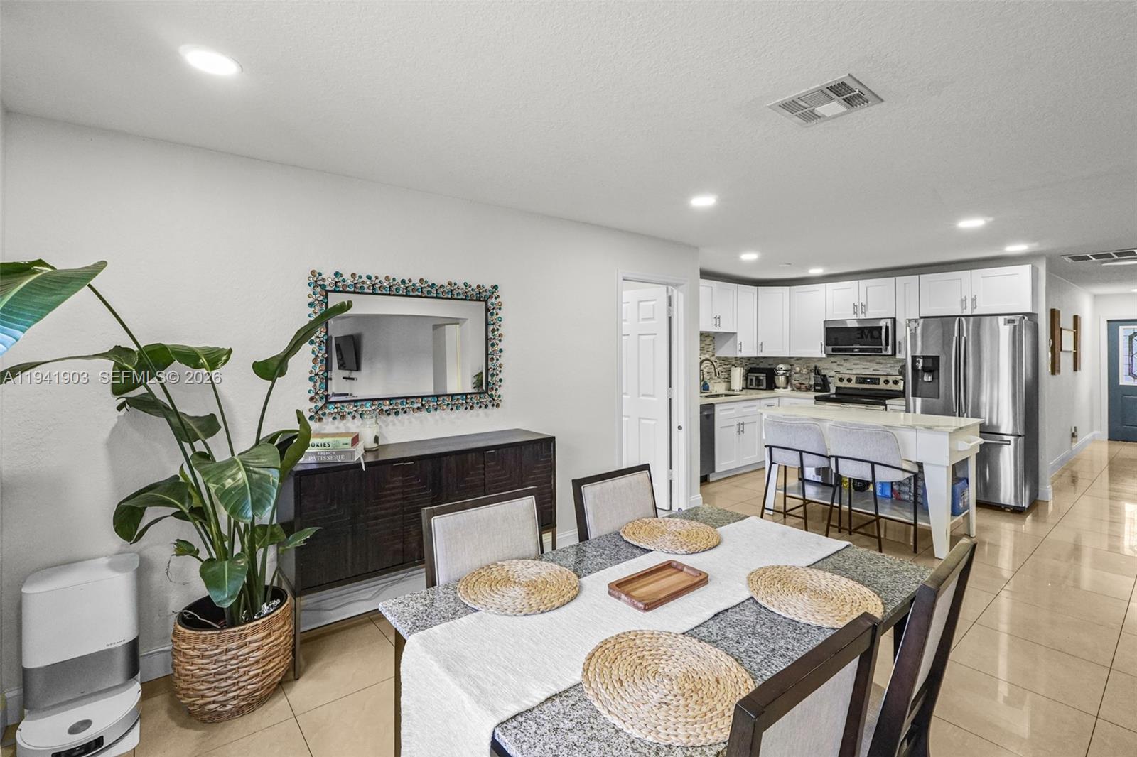 CASTLEWOOD - Residential