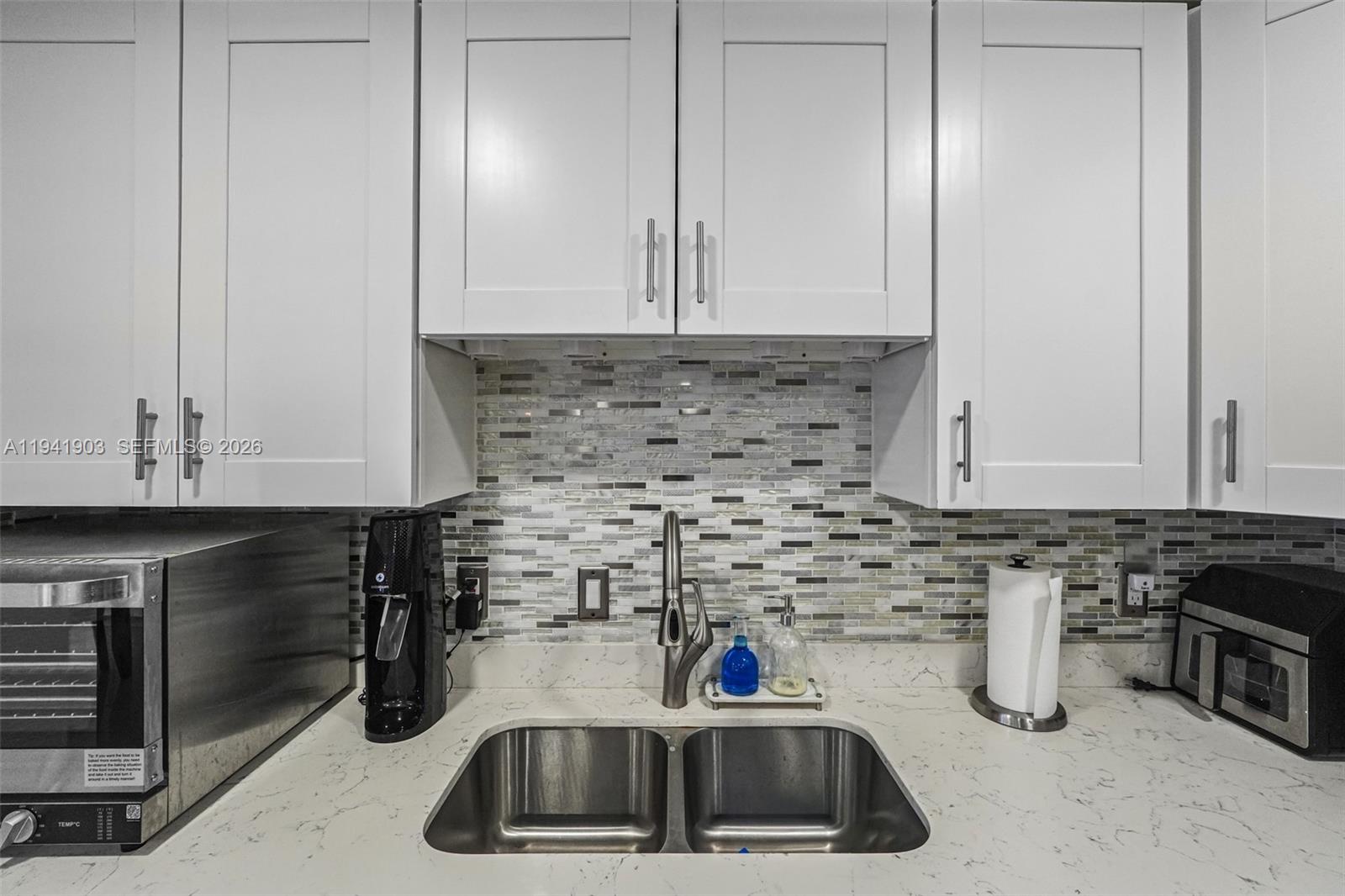 CASTLEWOOD - Residential