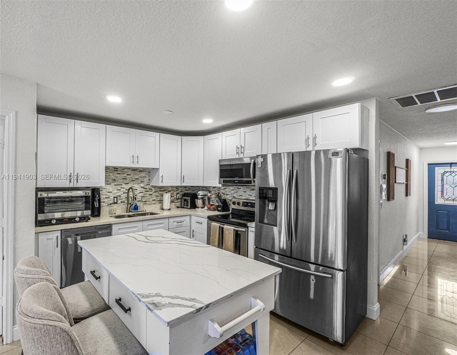 CASTLEWOOD - Residential