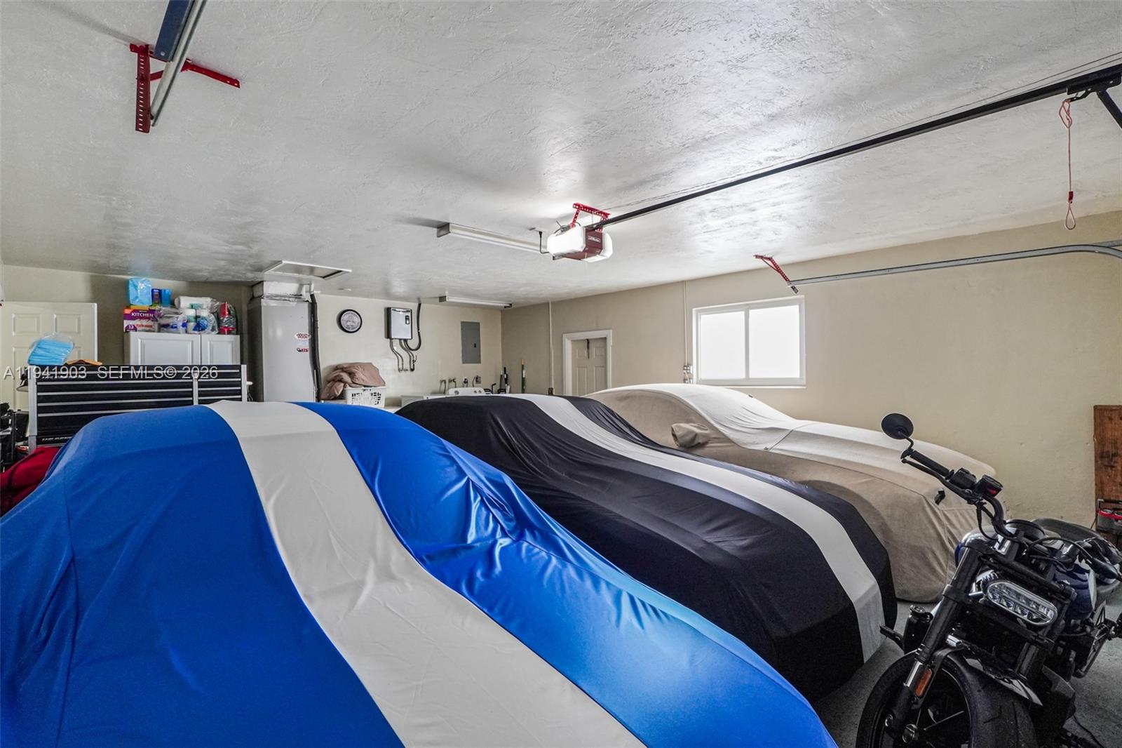 CASTLEWOOD - Residential