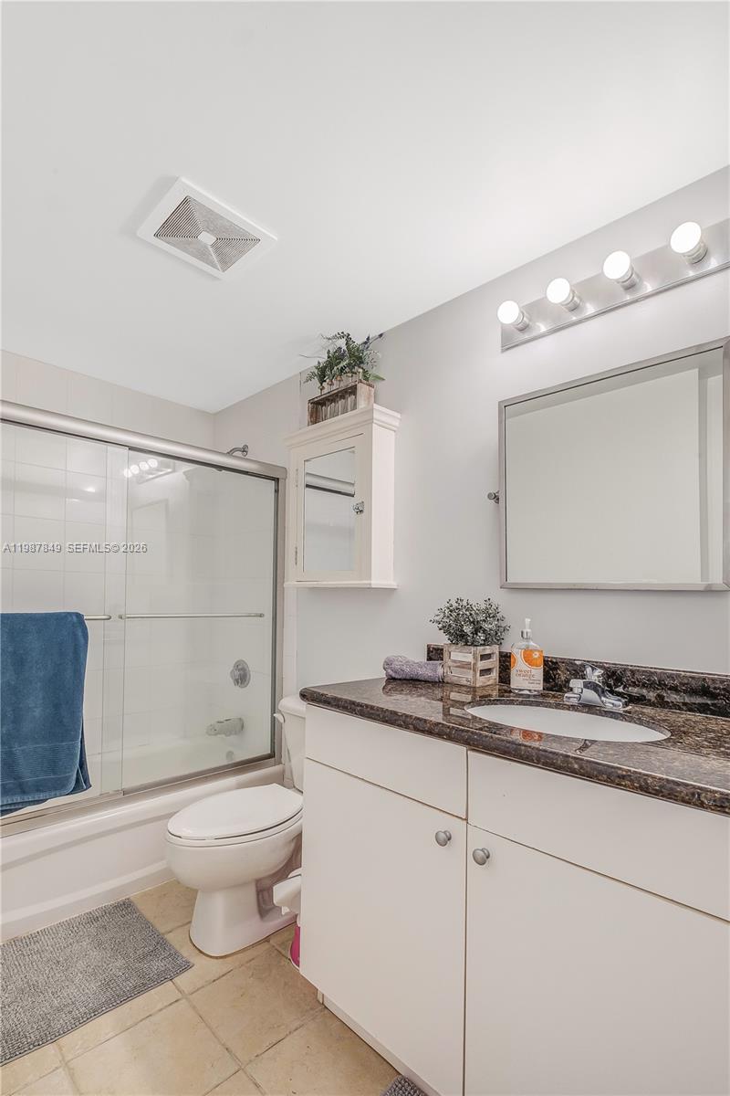 VUE AT BRICKELL CONDO - Residential Lease