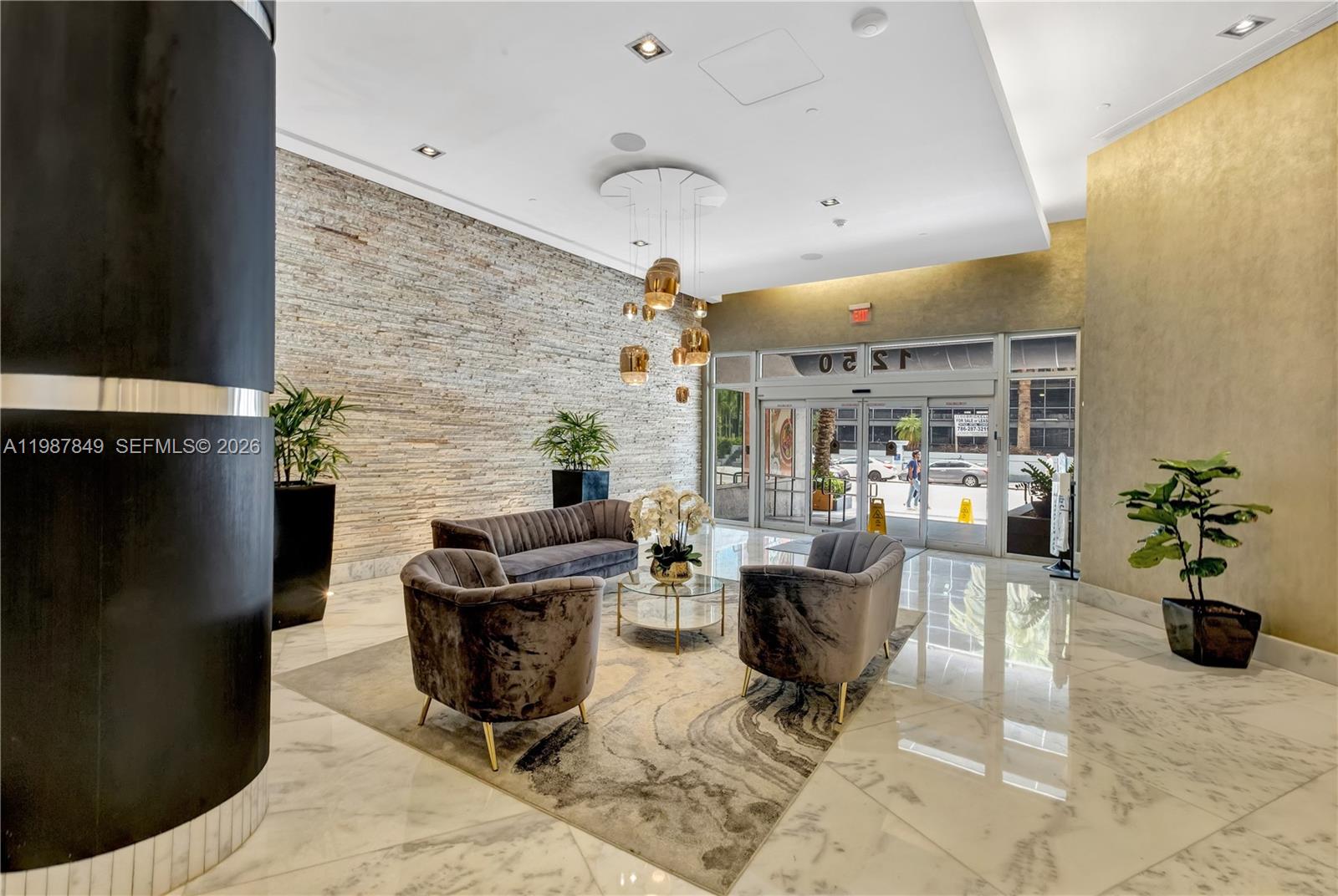 VUE AT BRICKELL CONDO - Residential Lease