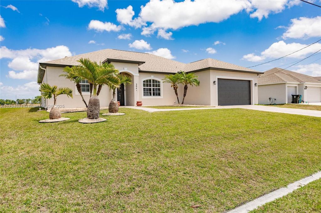 Photo of 2041 SW Imperial St, Port St Lucie, FL 34987 (MLS # A11794321)
