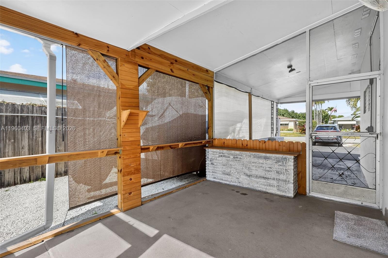 WELWYN MANOR - Residential