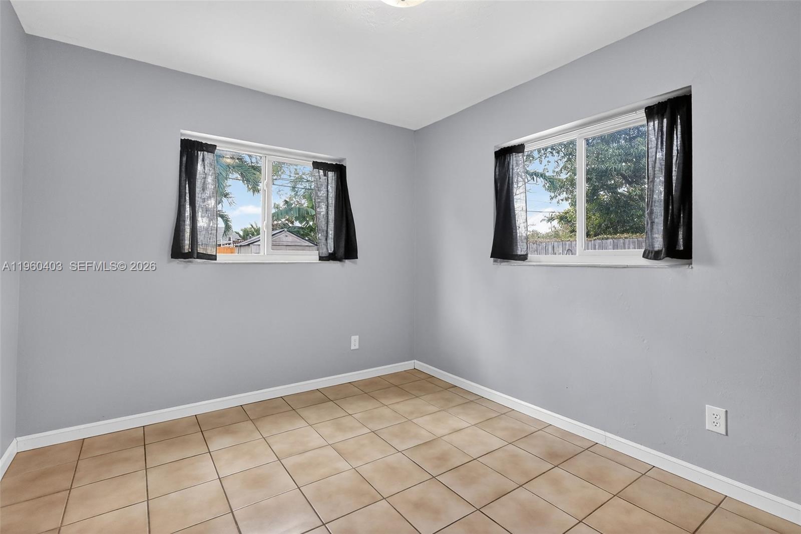 WELWYN MANOR - Residential