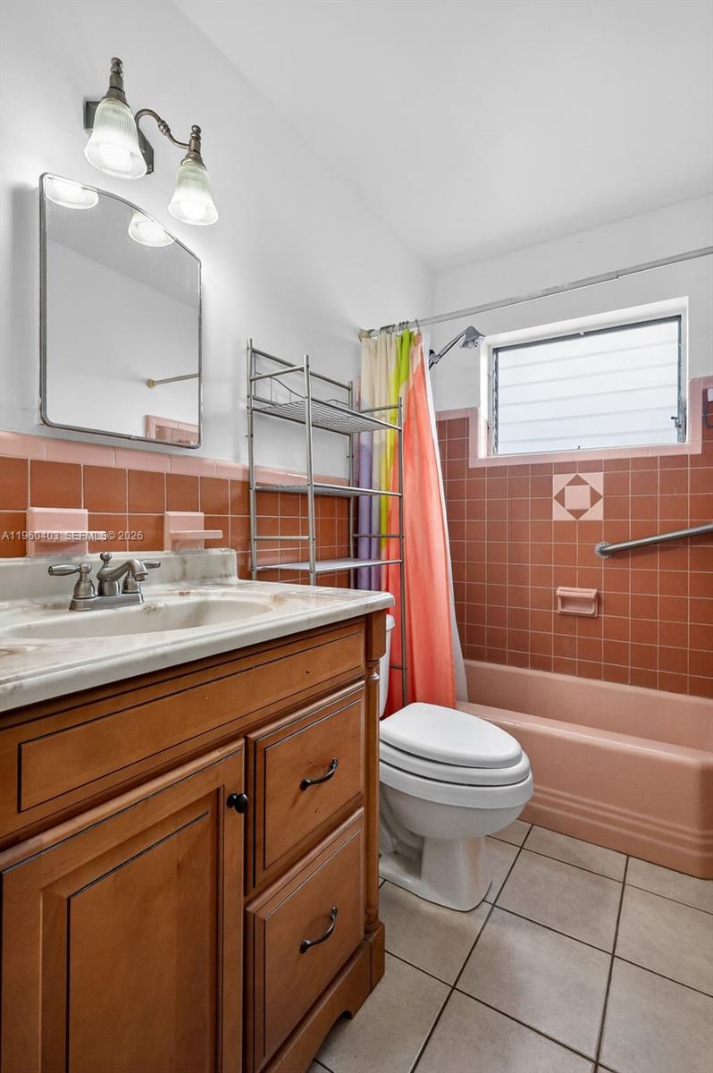 WELWYN MANOR - Residential