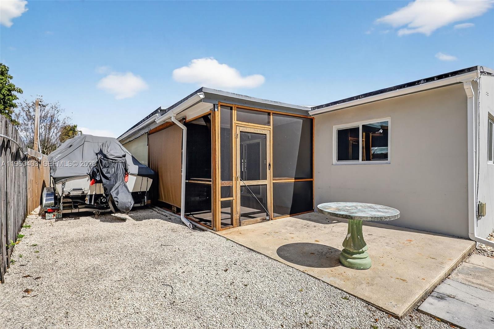 WELWYN MANOR - Residential