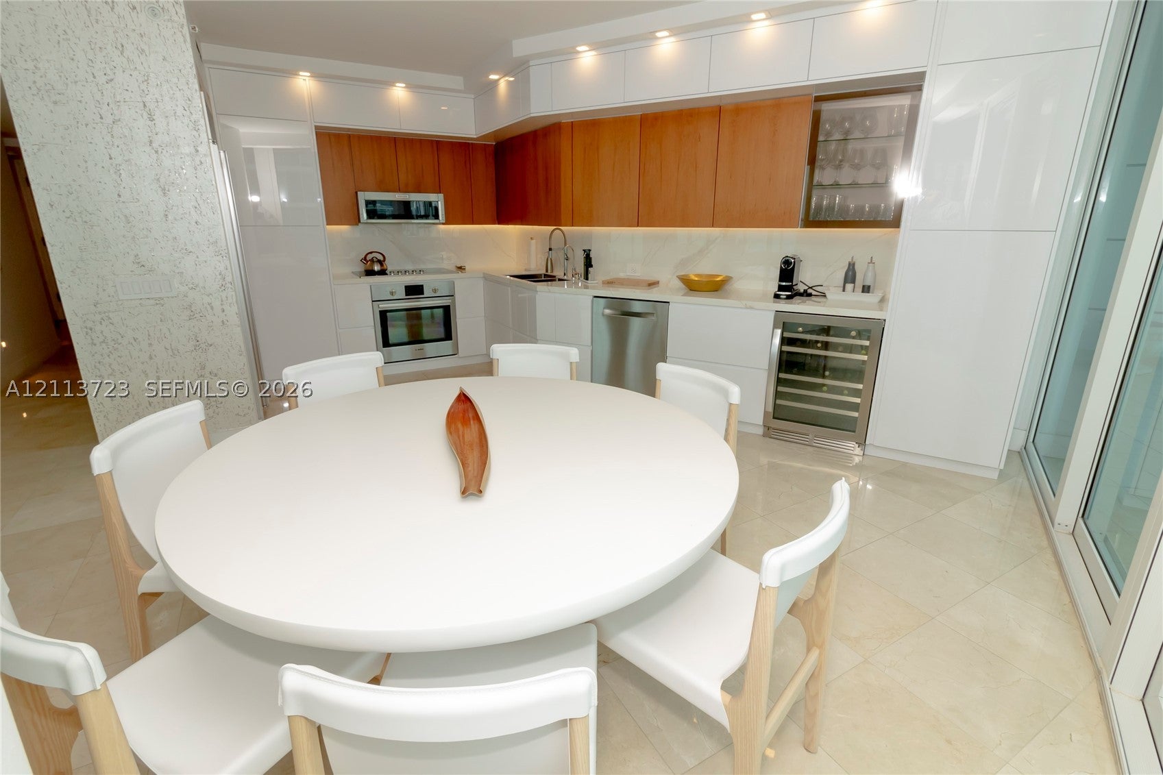 2127 Brickell Ave 1604