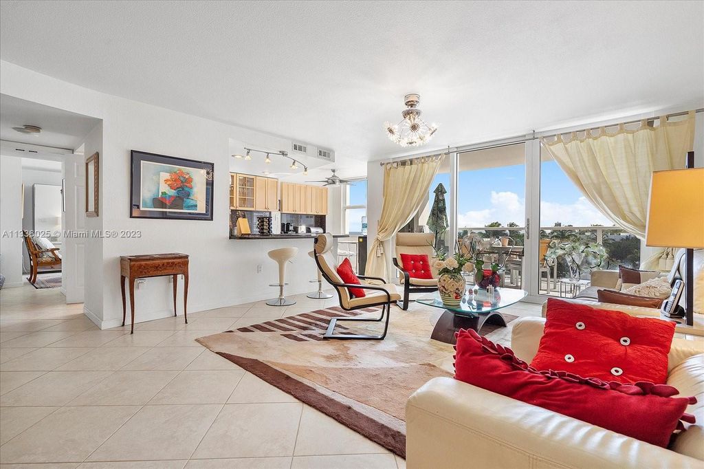 Photo of 2751 S Ocean Dr #406S, Hollywood, FL 33019 (MLS # A11336025)