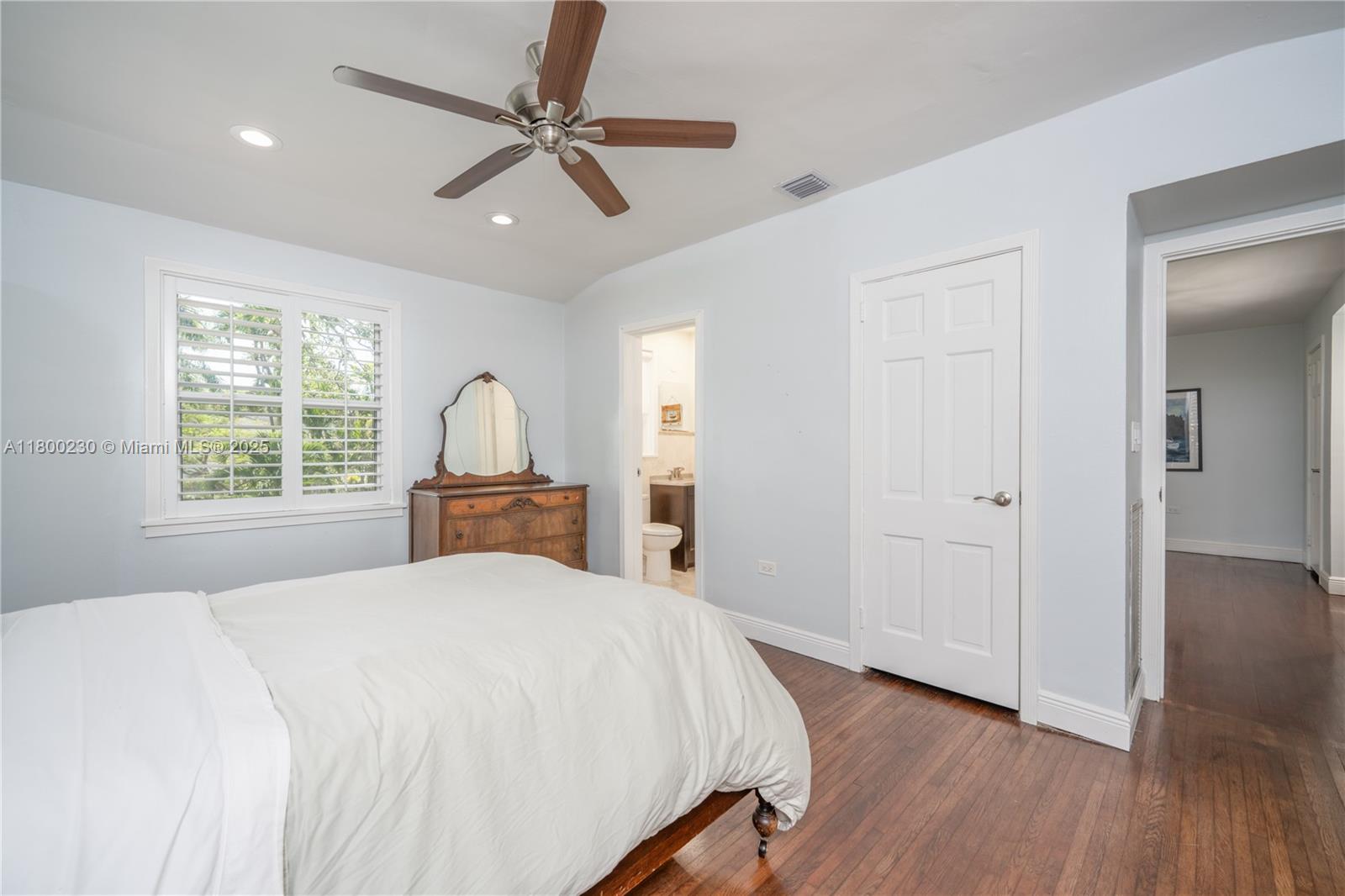 NATOMA MANORS RE SUB - Residential Lease