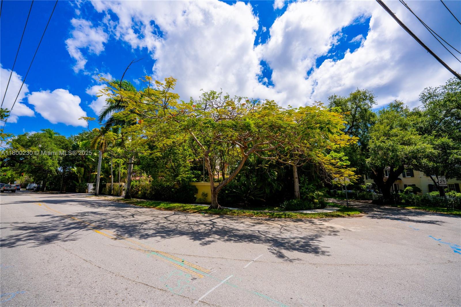 NATOMA MANORS RE SUB - Residential Lease