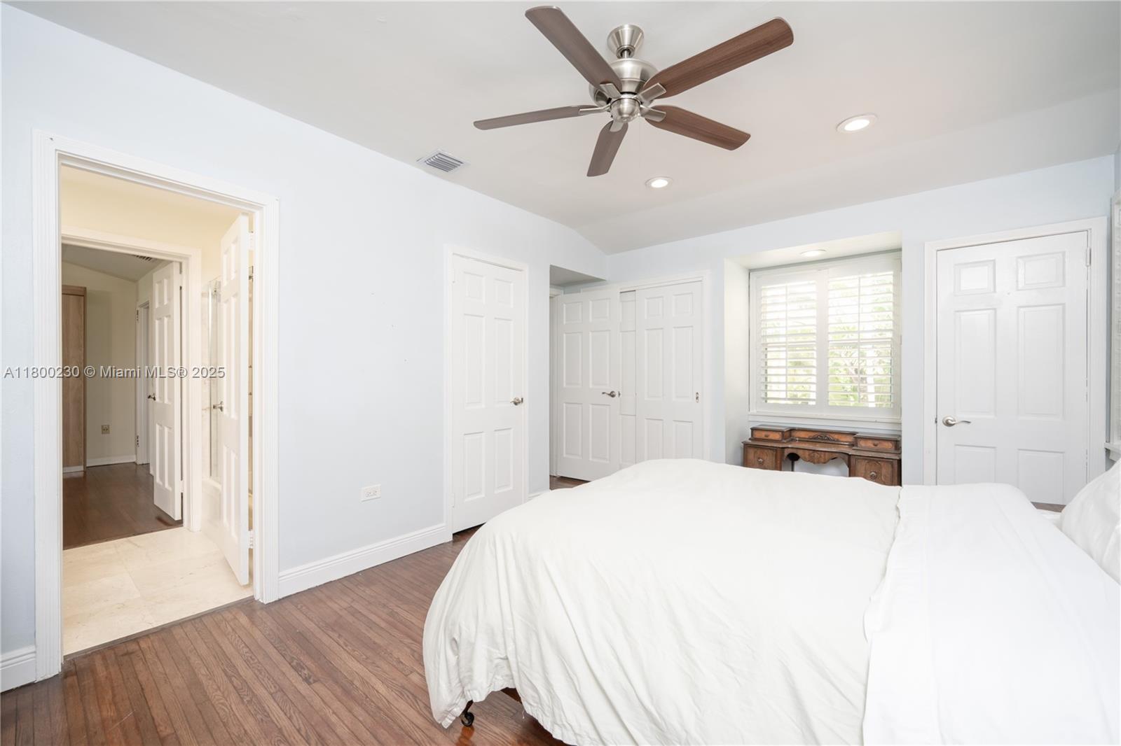 NATOMA MANORS RE SUB - Residential Lease