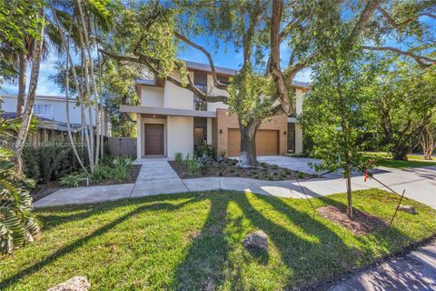 5140 SW 73rd Ter Miami FL 33143