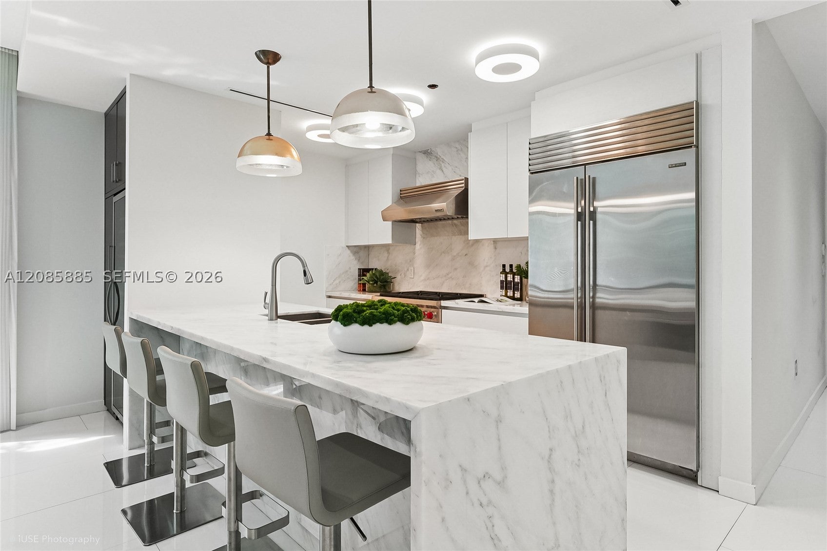 350 Meridian Ave 201