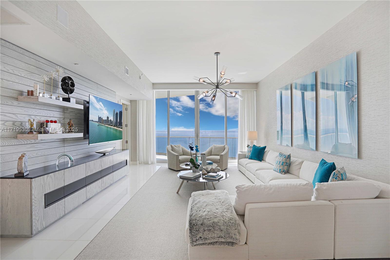 JADE SIGNATURE CONDO - Residential