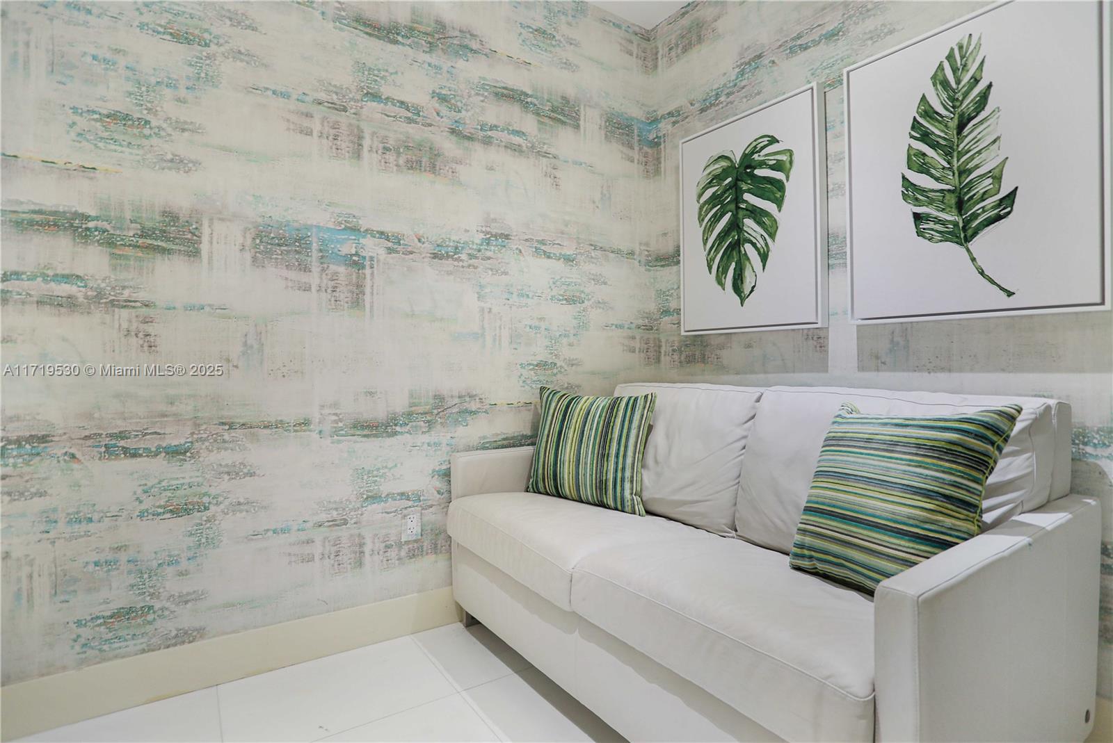 JADE SIGNATURE CONDO - Residential