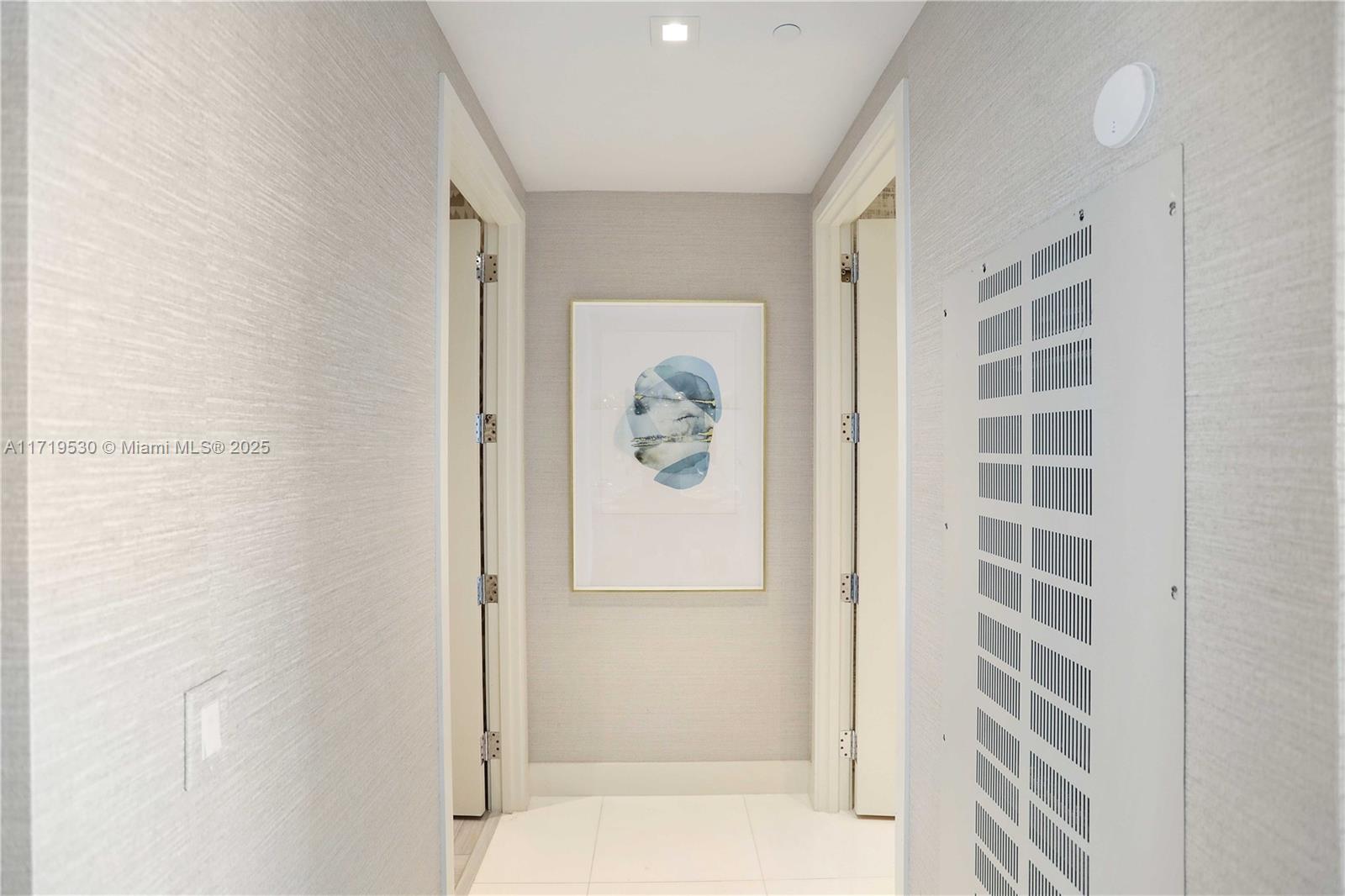 JADE SIGNATURE CONDO - Residential