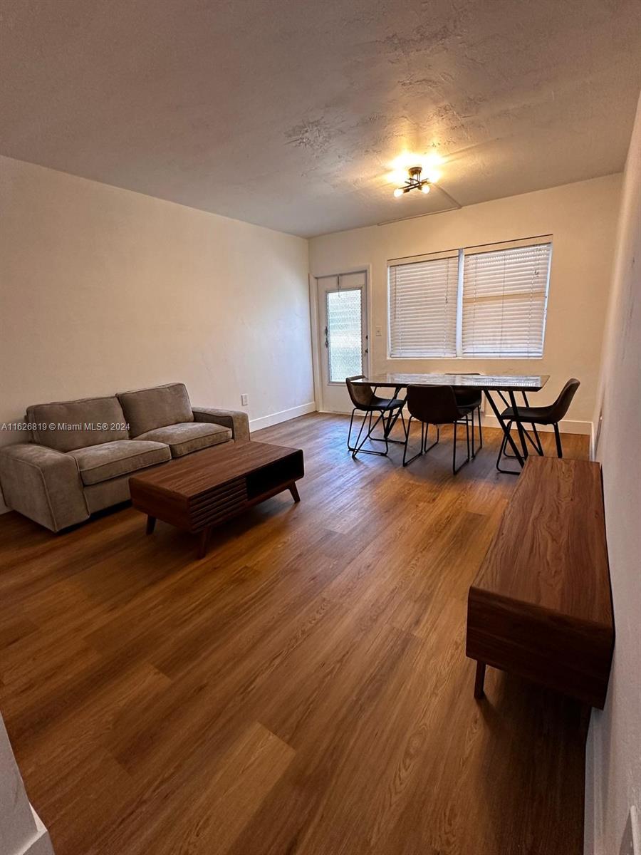 626 CONDOMINIUM - Residential