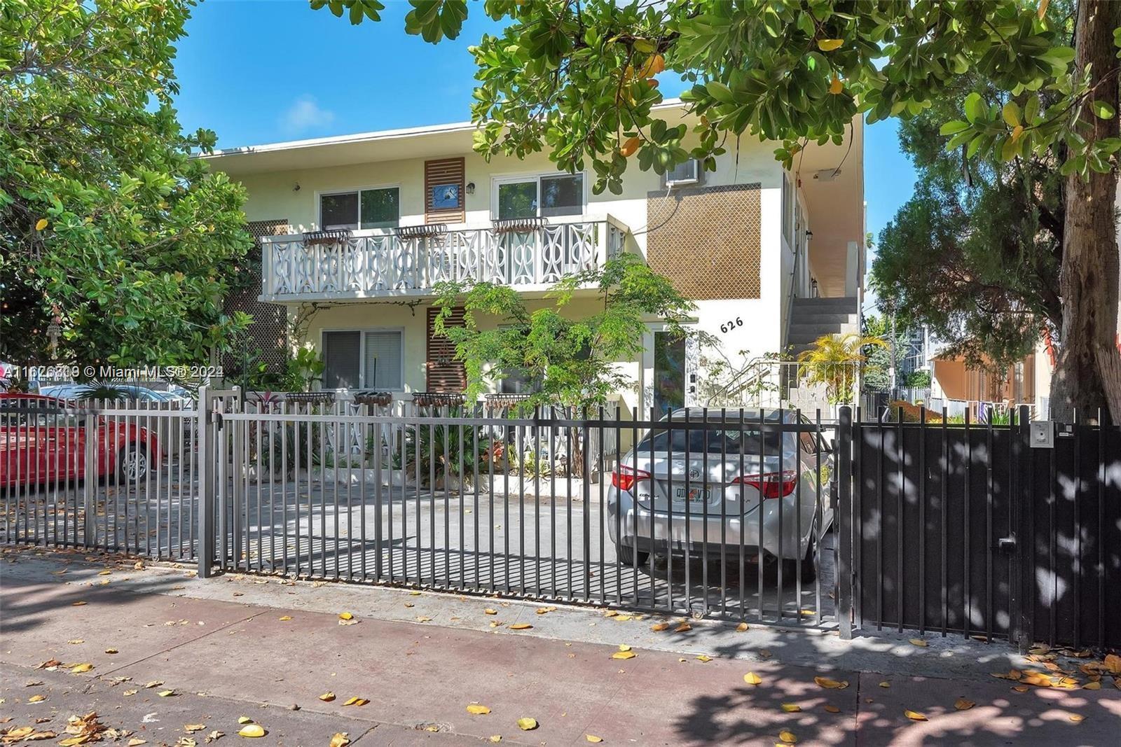 626 CONDOMINIUM - Residential