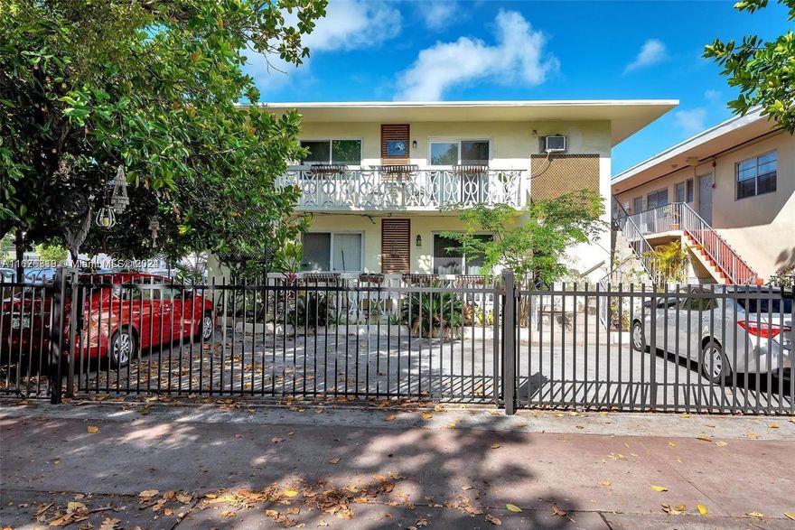 Spacious and Remodeled 1 bedroom and 1 bath in the center of Miami Beach. Updated Kitchen with Granite Counter Tops, Stainless Steel Appliances, udpdated bathroom and Extended Terrace perfect for outdoor dining in a very quiet complex. Spacious living area opening into a separate Junior One bedroom.  The complex is securely fenced, offering peace of mind and privacy. If you like the Miami Beach Life - Style you will love the beauty and location of this unique unit.