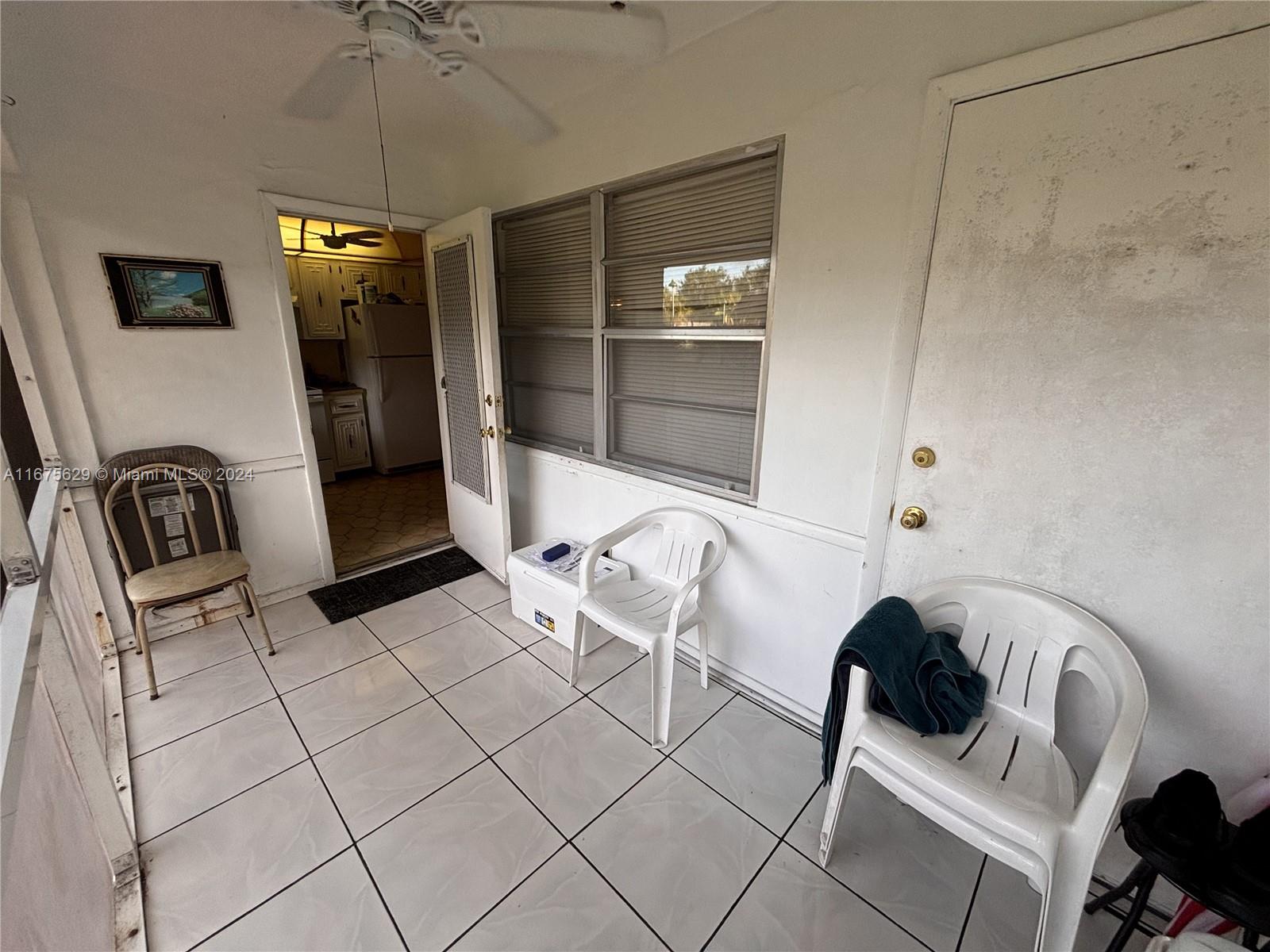 BEVERLY HILLS CONDO - Residential