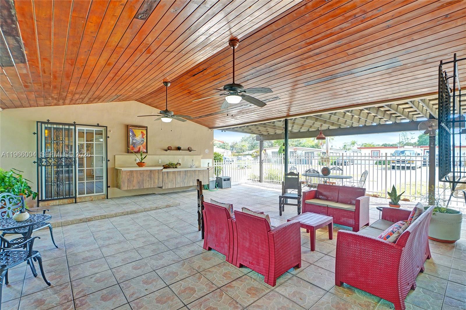 CORAL VILLAS REV - Residential