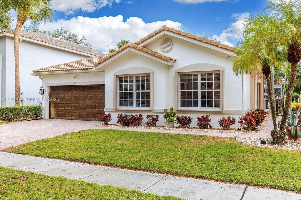Photo of 12117 Colony Preserve Dr, Boynton Beach, FL 33436 (MLS # A11926138)